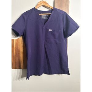 Figs Women's Short Sleeve Scrub Top in Navy
